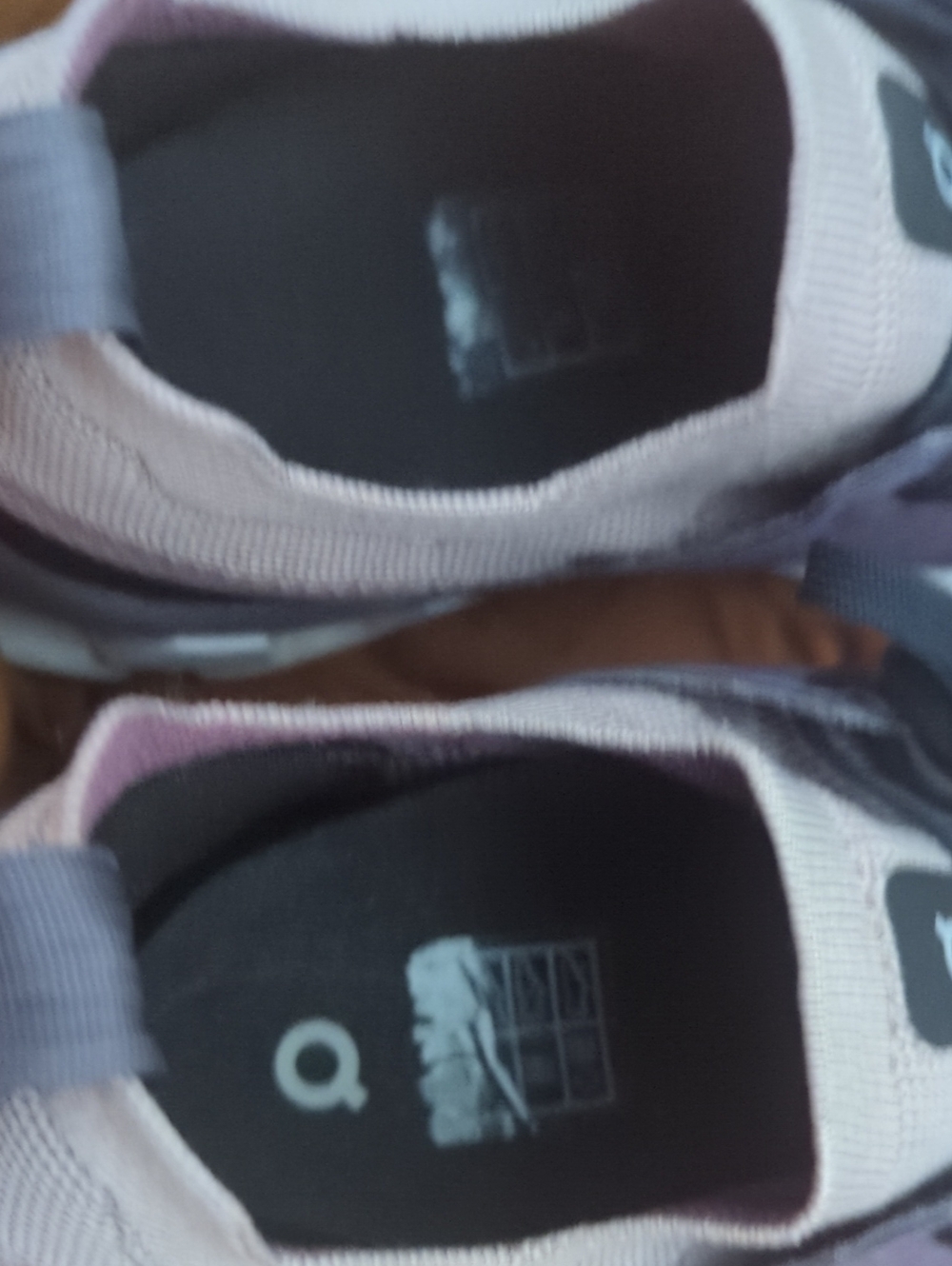 On Running Cloud Women's Sneakers — Dusty Mauve and Black - Picture 6 of 6